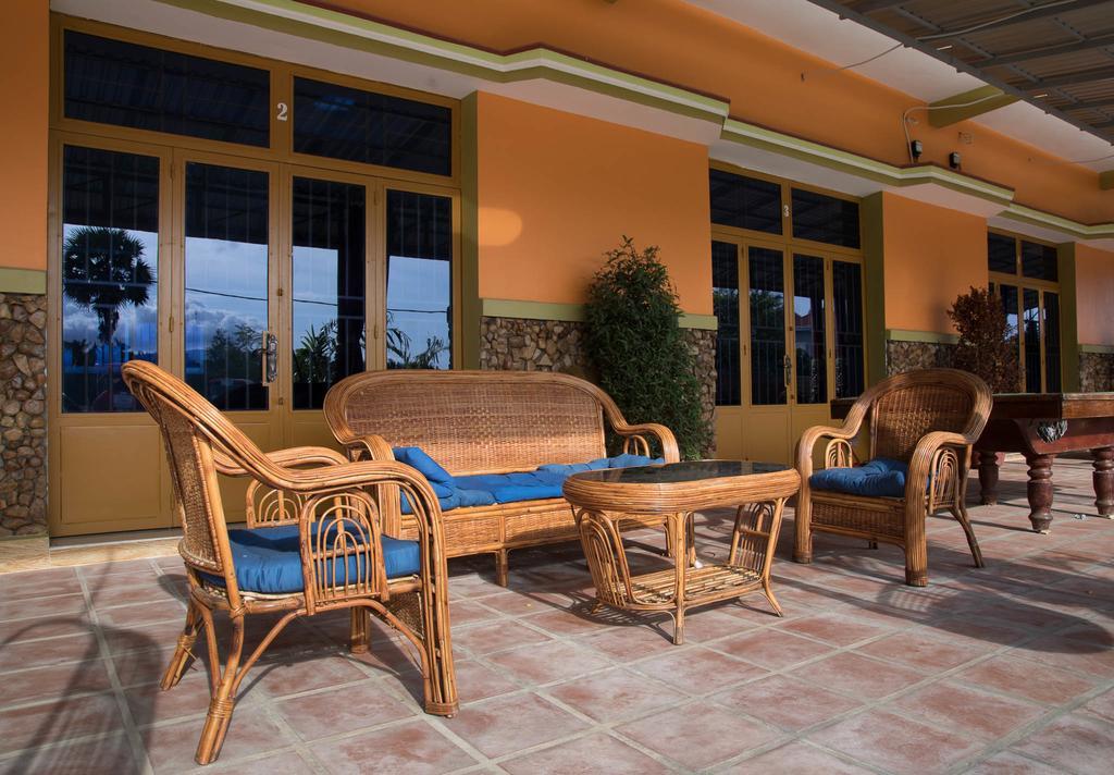 קמפוט Nomads Guesthouse מראה חיצוני תמונה