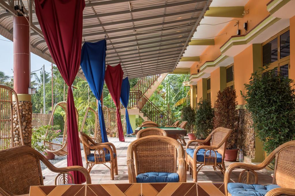 קמפוט Nomads Guesthouse מראה חיצוני תמונה
