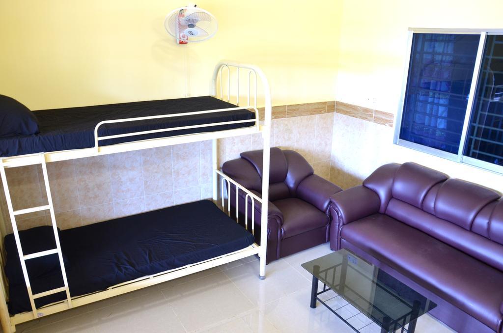 קמפוט Nomads Guesthouse מראה חיצוני תמונה